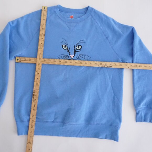 Hanes Nano Blue Cat Eye Embroidered Sweatshirt Cozy 90's Cabincore Sweater M - Picture 4 of 12